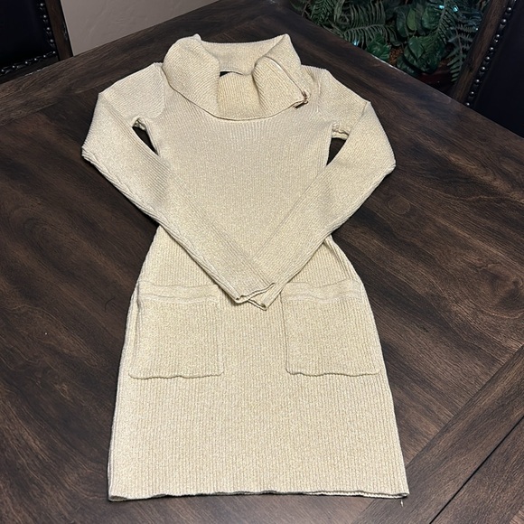 BCX Tunic Sweater - Picture 2 of 13